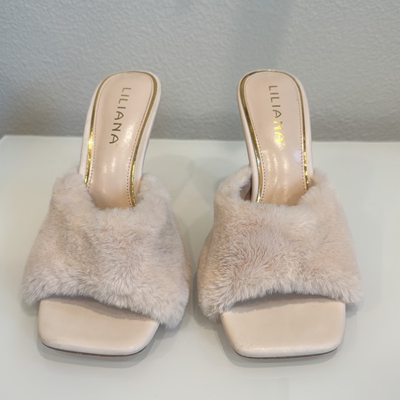 Fur Heels - Picture 2 of 8